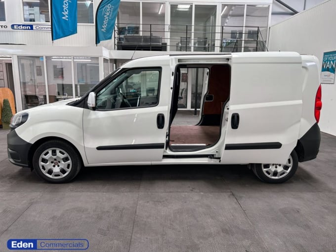 2025 Fiat Doblo