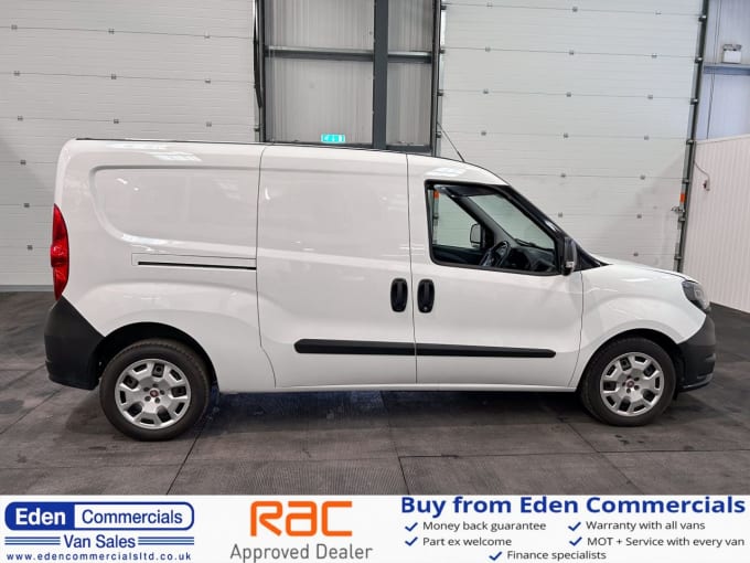 2025 Fiat Doblo
