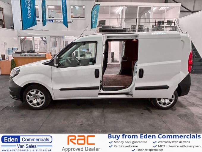 2025 Fiat Doblo