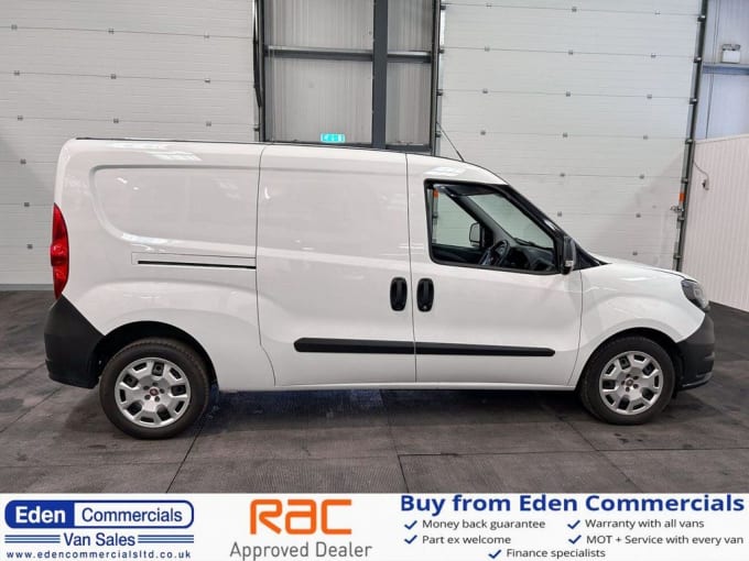 2025 Fiat Doblo