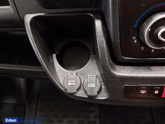 2025 Citroen Relay