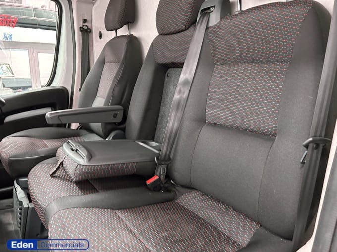 2025 Citroen Relay
