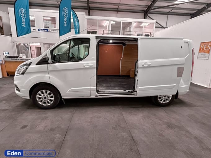 2025 Ford Transit Custom