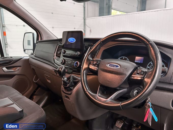 2025 Ford Transit Custom
