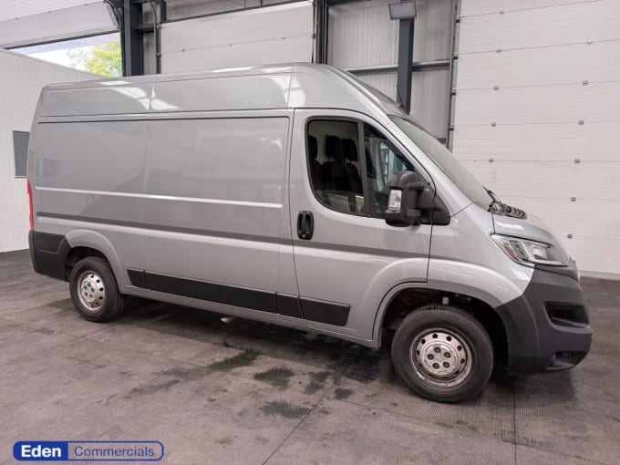 2025 Vauxhall Movano