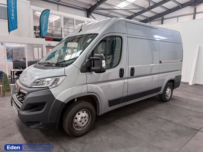 2025 Vauxhall Movano