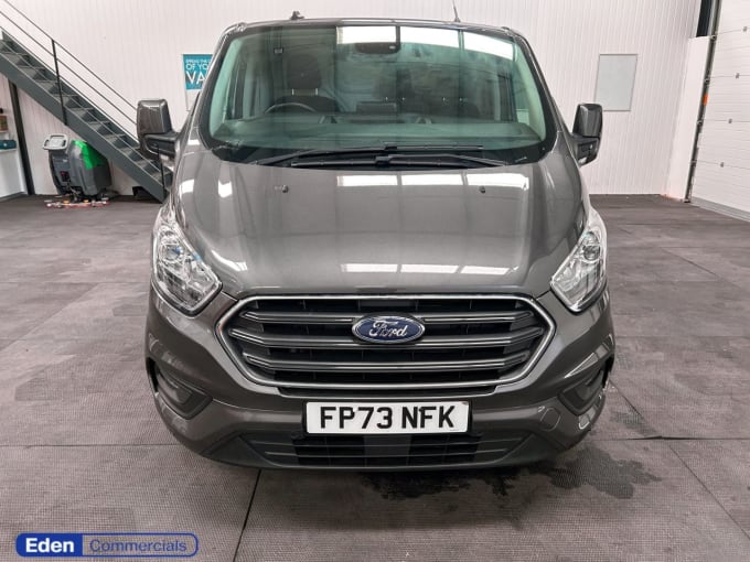 2025 Ford Transit Custom