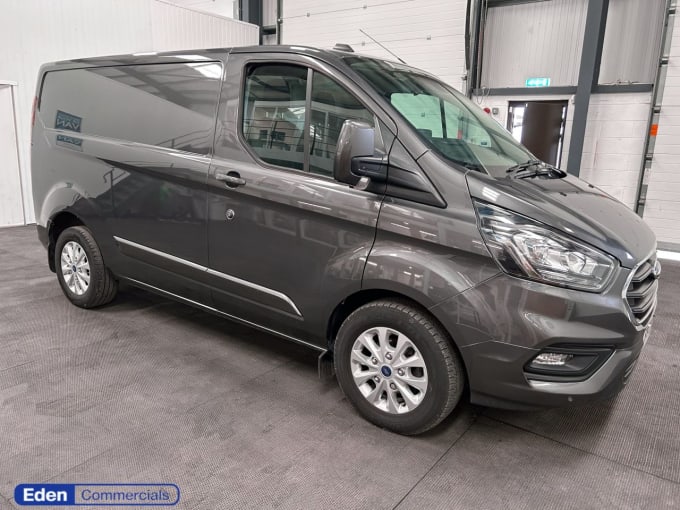 2025 Ford Transit Custom