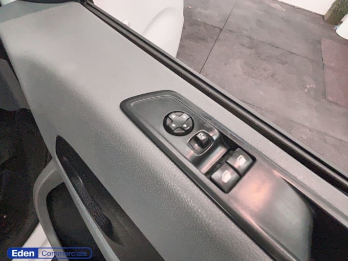 2025 Vauxhall Vivaro
