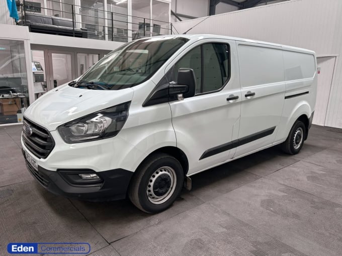 2025 Ford Transit Custom