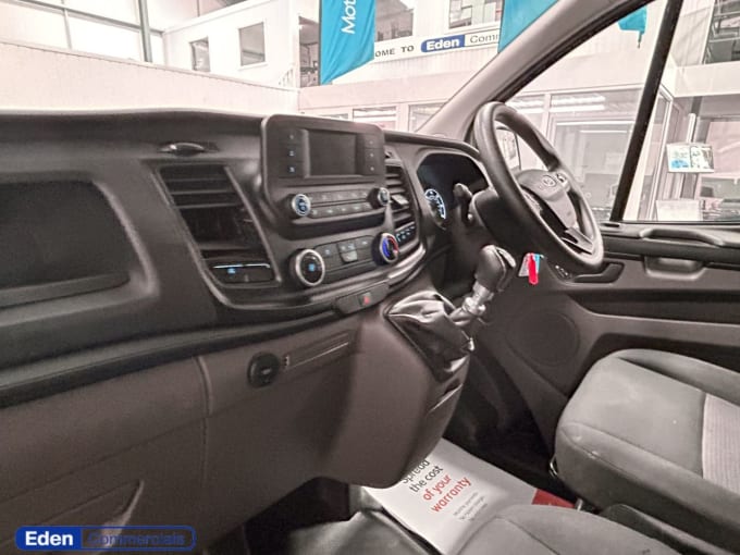 2025 Ford Transit Custom