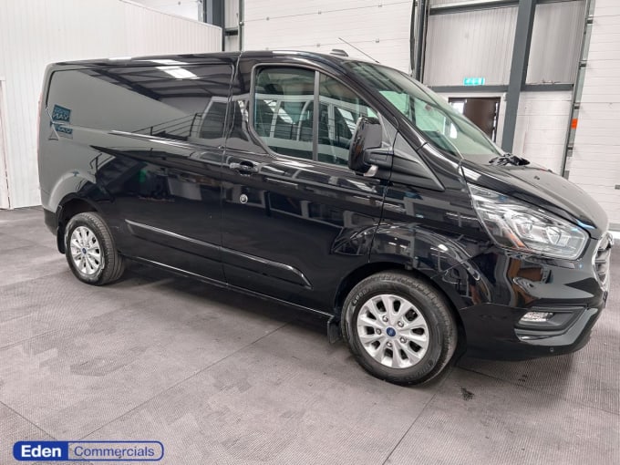 2025 Ford Transit Custom