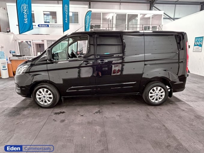 2025 Ford Transit Custom