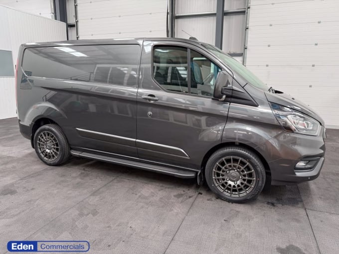 2025 Ford Transit Custom