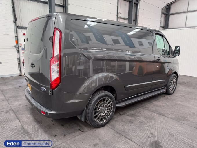 2025 Ford Transit Custom