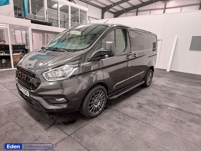 2025 Ford Transit Custom