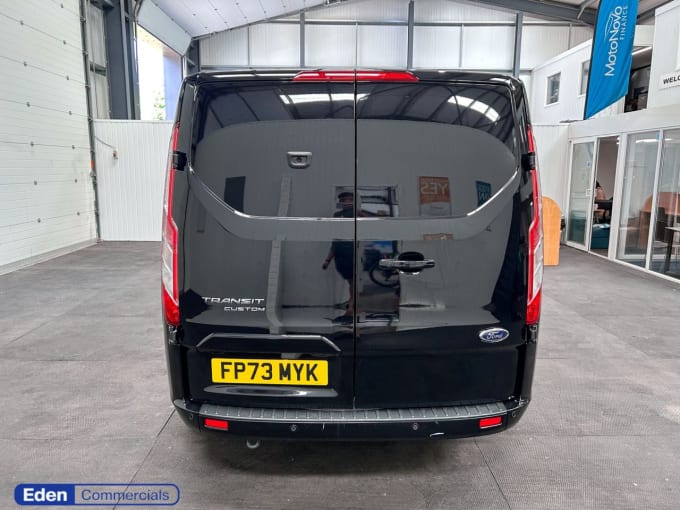 2025 Ford Transit Custom