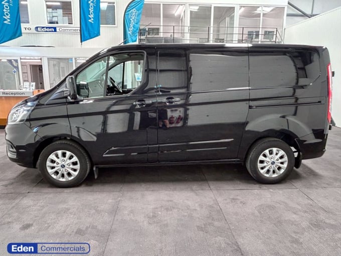2025 Ford Transit Custom