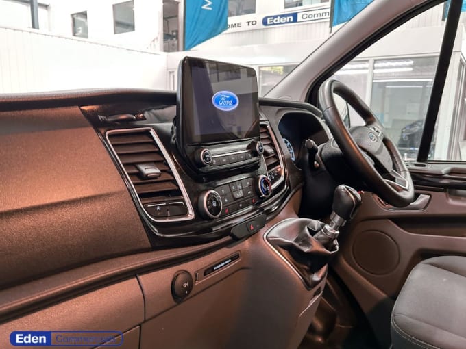 2025 Ford Transit Custom