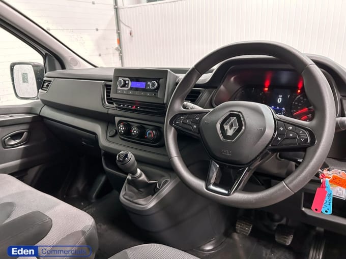 2025 Renault Trafic