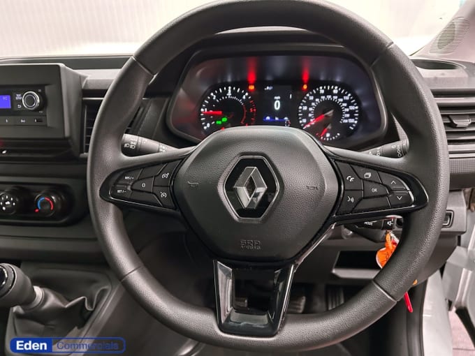 2025 Renault Trafic