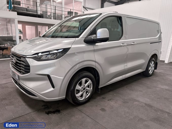 2025 Ford Transit Custom