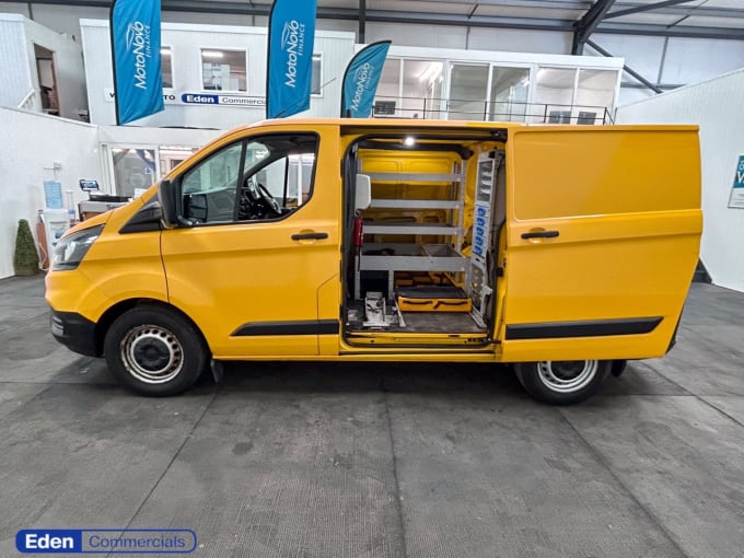 2025 Ford Transit Custom