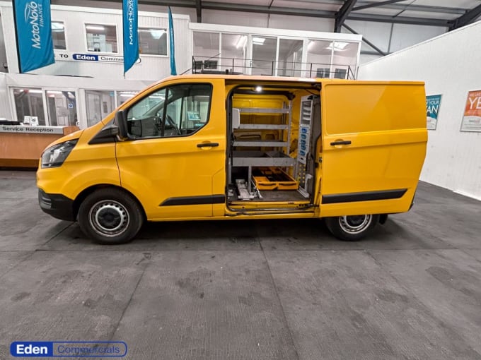 2025 Ford Transit Custom