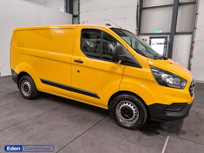 2025 Ford Transit Custom