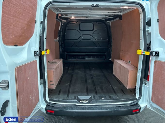 2025 Ford Transit Custom