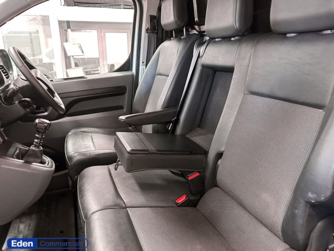 2025 Vauxhall Vivaro