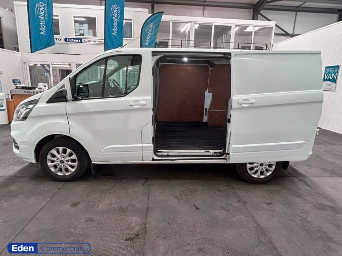 2025 Ford Transit Custom