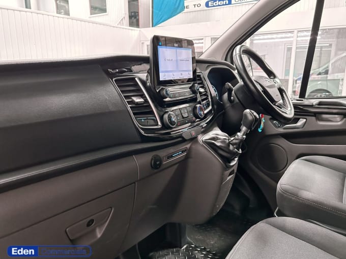 2025 Ford Transit Custom