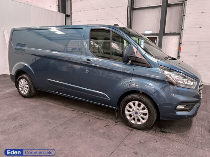 2025 Ford Transit Custom