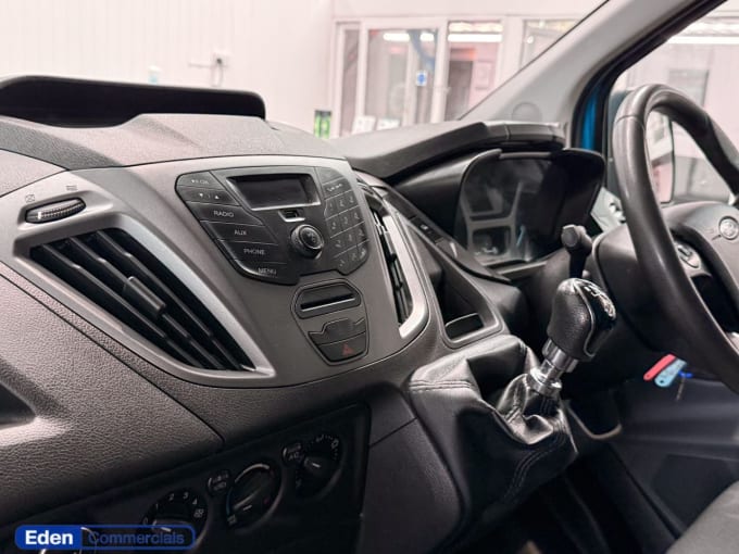 2025 Ford Transit Custom