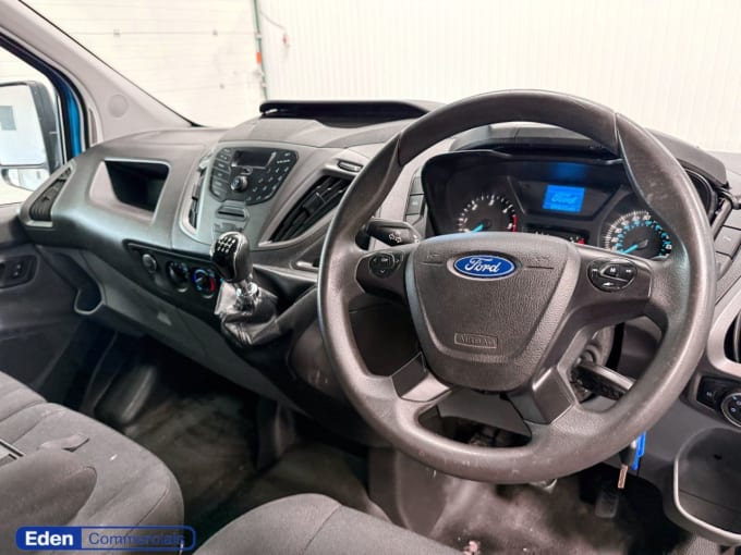 2025 Ford Transit Custom