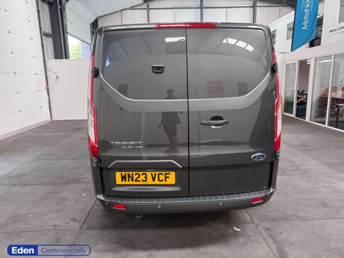 2025 Ford Transit Custom