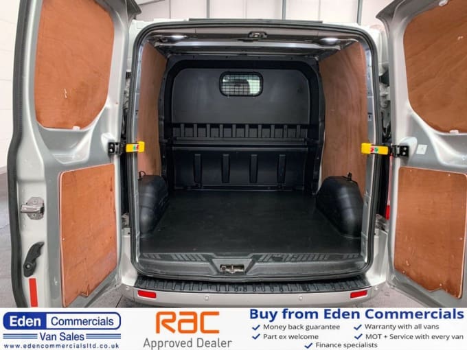 2025 Ford Transit Custom