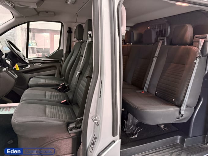 2025 Ford Transit Custom