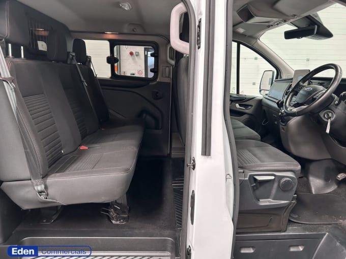 2025 Ford Transit Custom