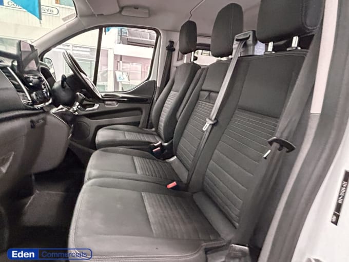 2025 Ford Transit Custom