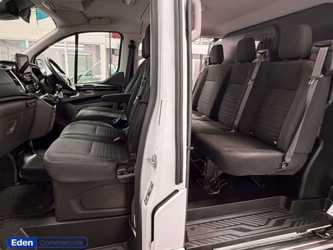 2025 Ford Transit Custom