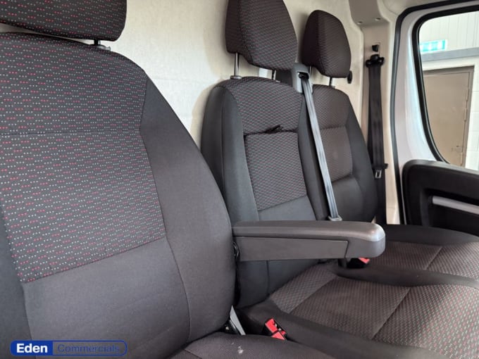 2025 Citroen Relay