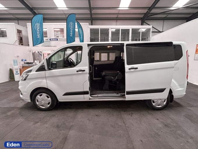 2025 Ford Transit Custom
