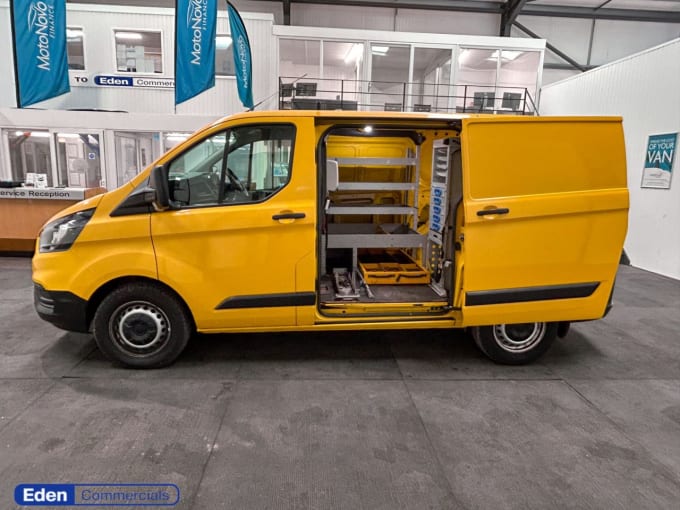 2025 Ford Transit Custom