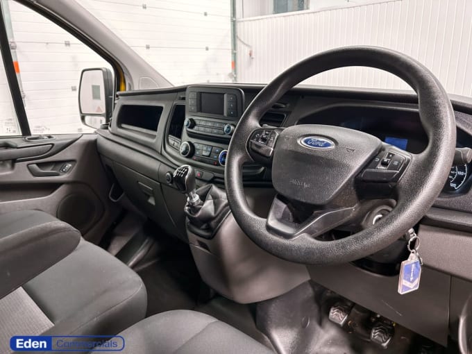 2025 Ford Transit Custom