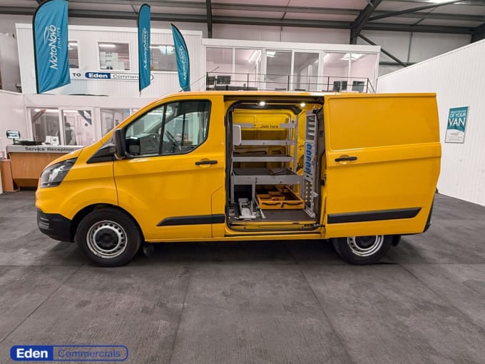 2025 Ford Transit Custom