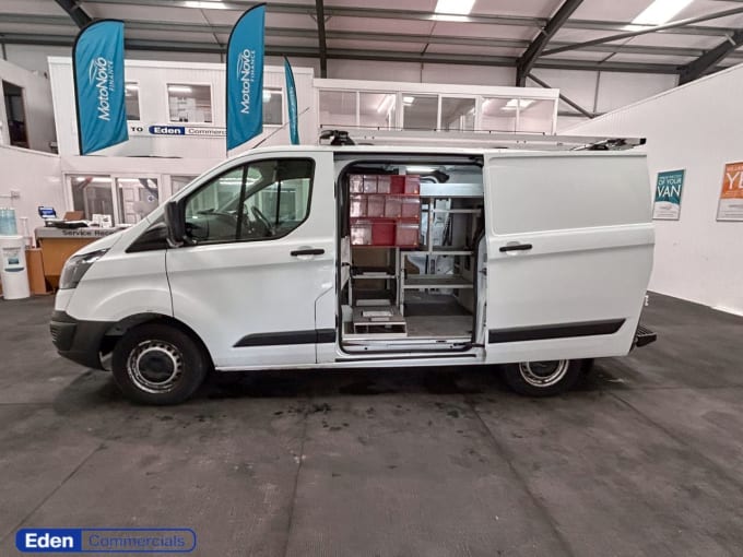 2025 Ford Transit Custom