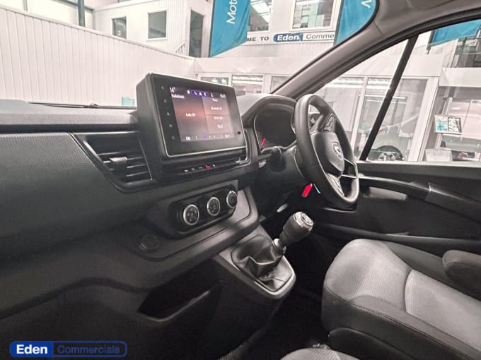 2025 Renault Trafic
