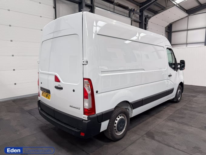 2025 Renault Master